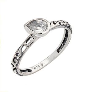 Silpada Sterling Silver Belle Fleur Teardrop Ring R2464